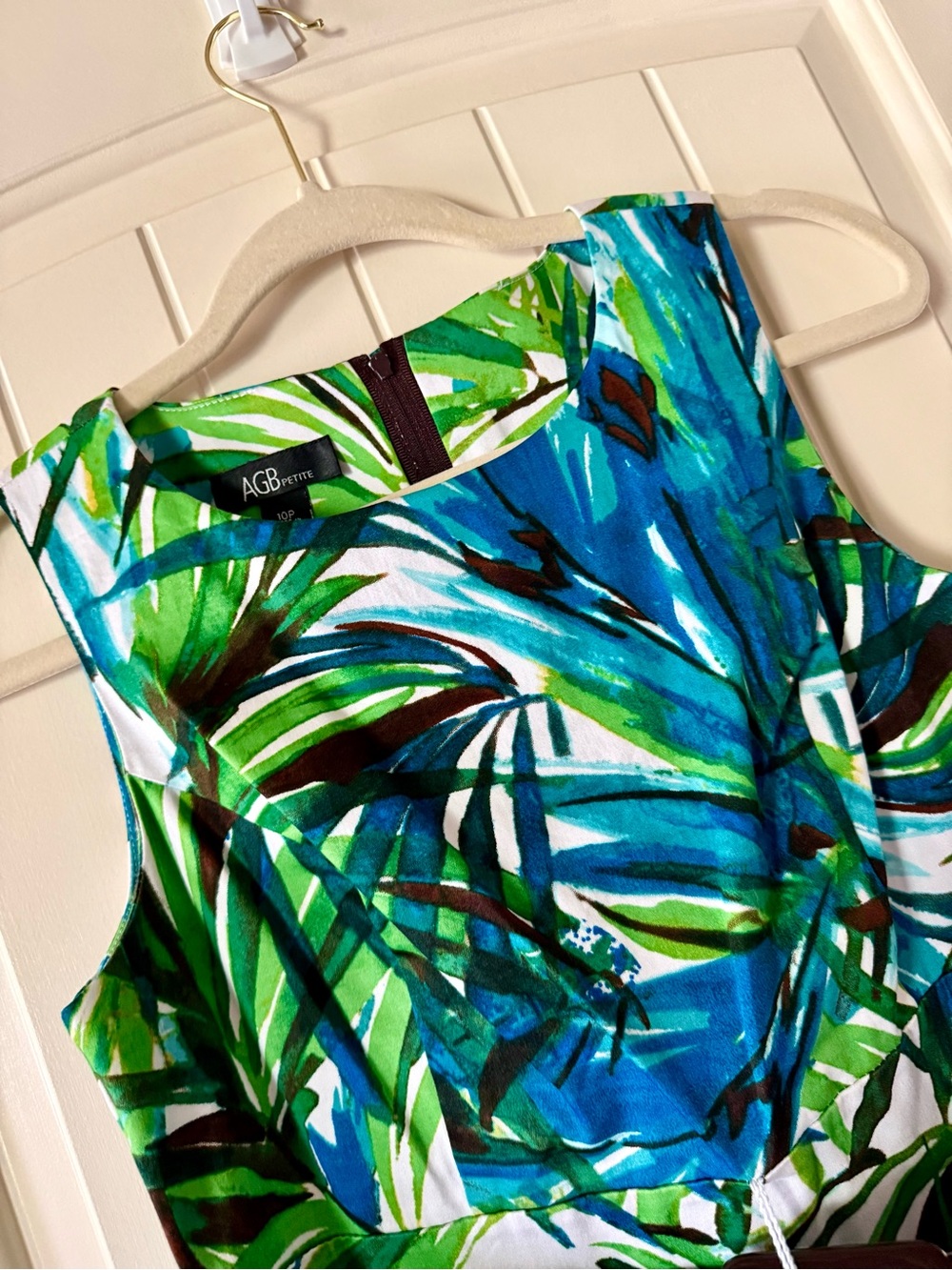AGB Green and White Leaf Print Belted Petite Dress